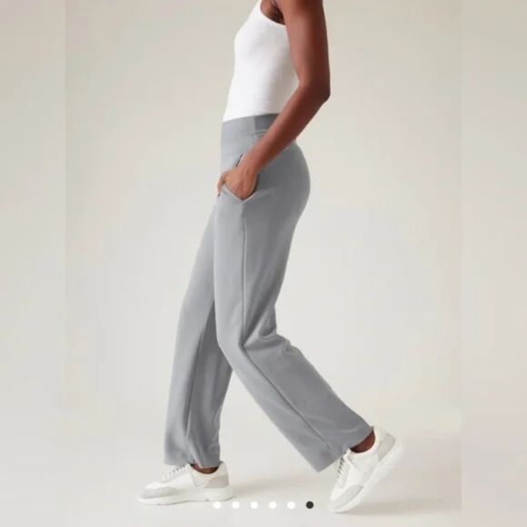 Athleta Seasoft Pant, Coastline Blue, Size S Petite, S533653 - Picture 2 of 10